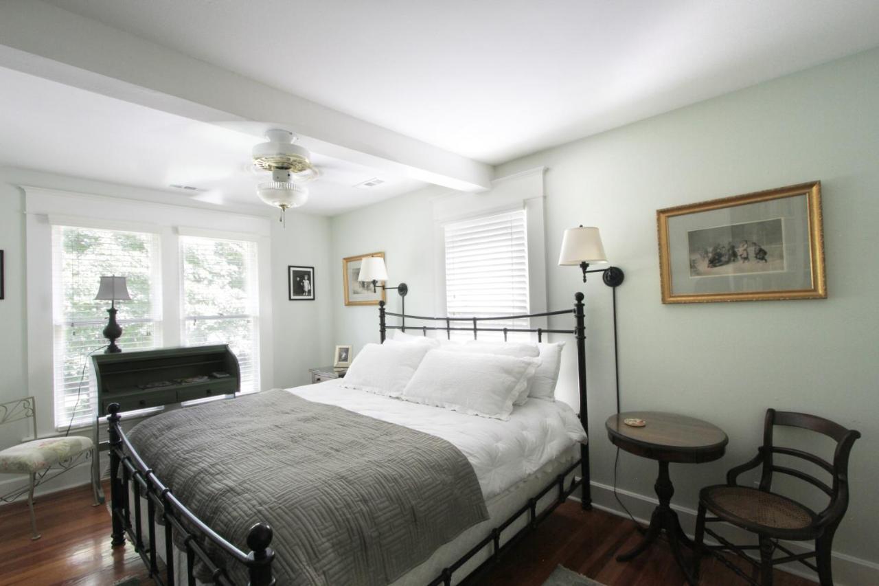 פאייטוויל Dickson Street Bed & Breakfast מראה חיצוני תמונה