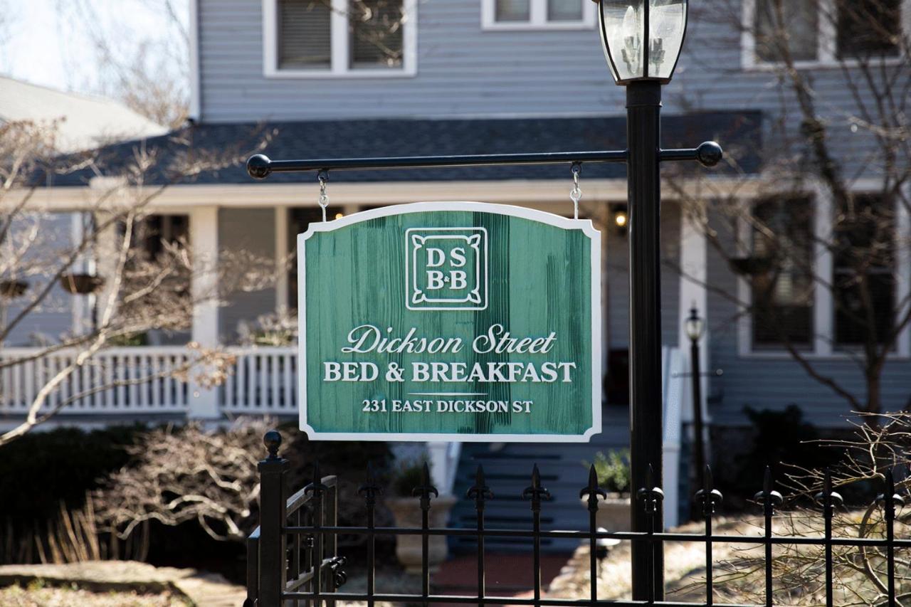 פאייטוויל Dickson Street Bed & Breakfast מראה חיצוני תמונה